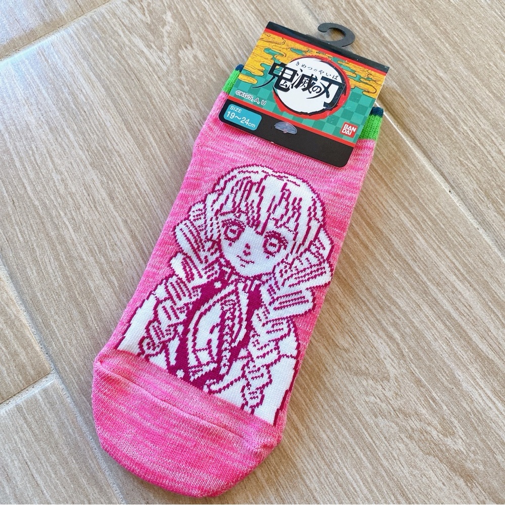 NWT Demon Slayer Official Socks “Mitsuri”
Size 19cm~24cm / Ankle Socks